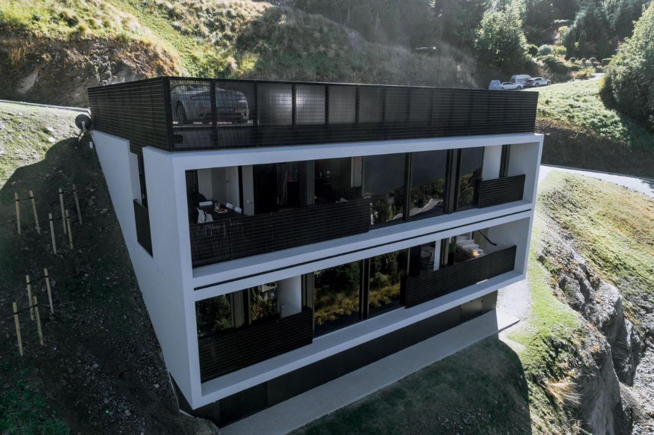 The Bunker Alpha A Appartement Queenstown Buitenkant foto